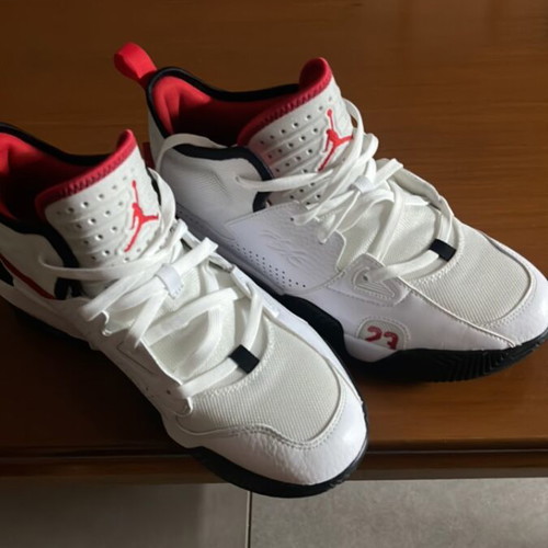Jordan Stay Loyal 2 sneakers, size 43, black and white