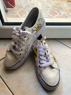 DC women's sneakers like new, double sole, comfortable size 40.5