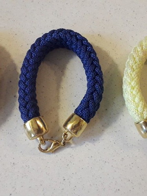 Knitted bracelets in excellent condition, set of 3