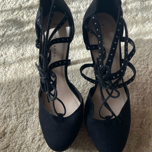 New Look black faux suede pumps with straps and studs, used, size 39