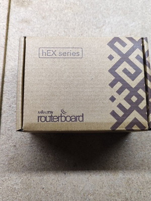 MikroTik hEX RB750Gr3 Router new, with power supply