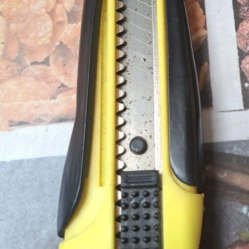 Utility knife like new