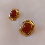 Vintage gold earrings with oval red ceramic stone like new