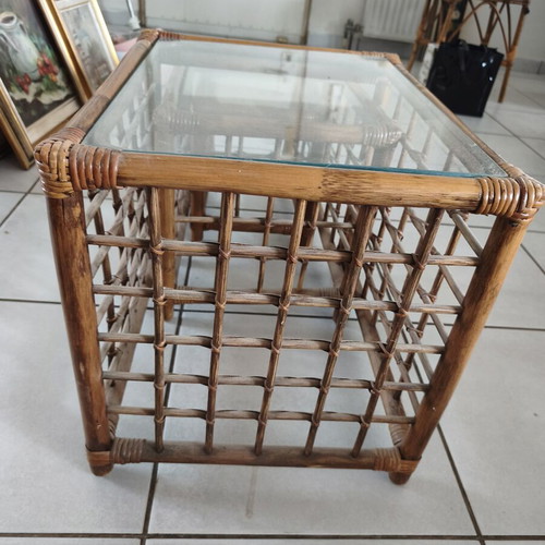 Set of 2 bamboo rattan coffee tables with glass top used
