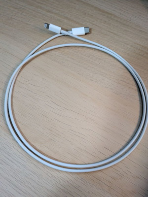 Καλώδιο iPhone καινούργιο, μήκος 1m
