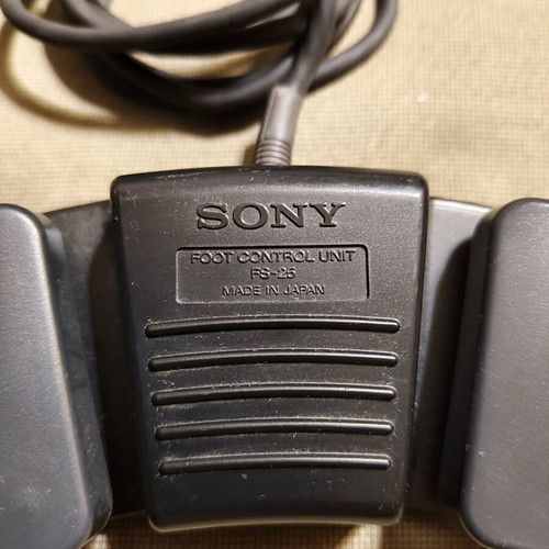 Sony M-2020 Microcassette Dictator Transcriber used with accessories