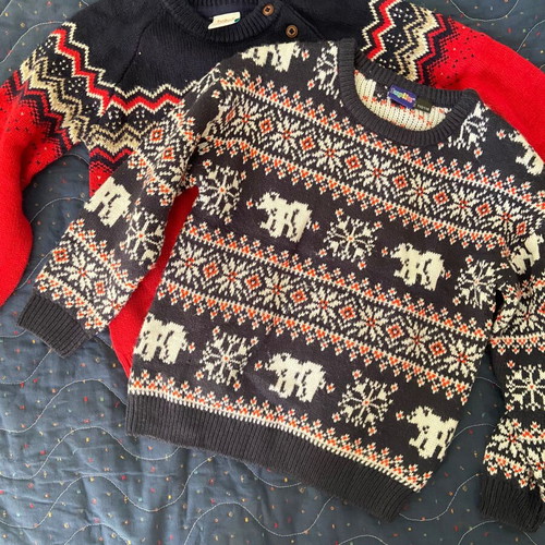 Children's sweaters like new, age 5-6 years, blue and red