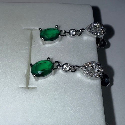 Earrings with green oval and white zirconia like new