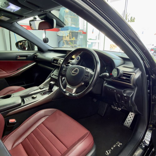 Lexus IS300h F Sport hybrid car like new 2017 model