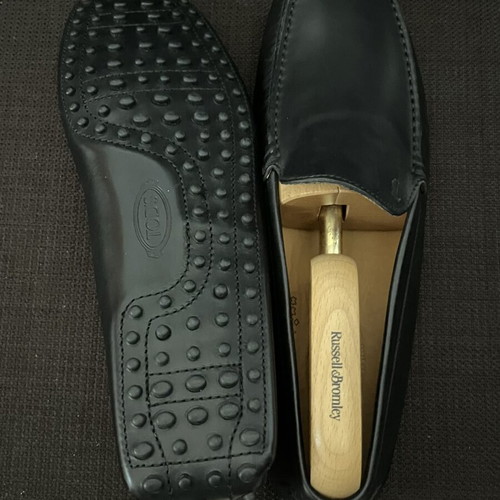 Tod's Gommino Leather Loafers Men's New Black Size 44