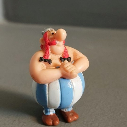 Collectible figure Obelix 4 cm used