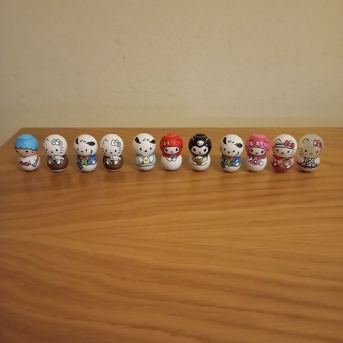 Flipperz Hello Kitty and Friends figures, set of 11, like new