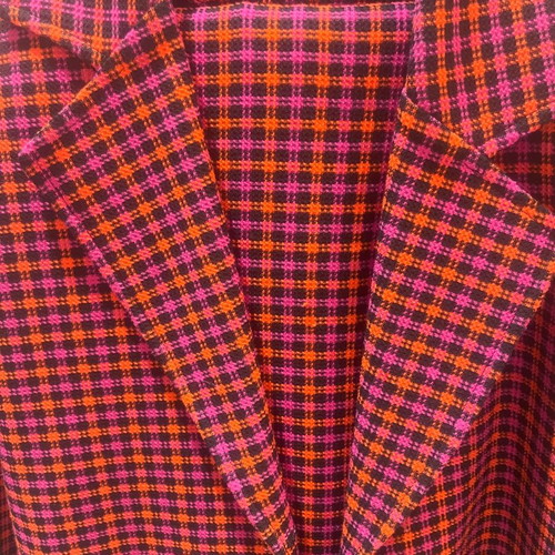 As Deolindas blazer and pants set used, small, colorful plaid