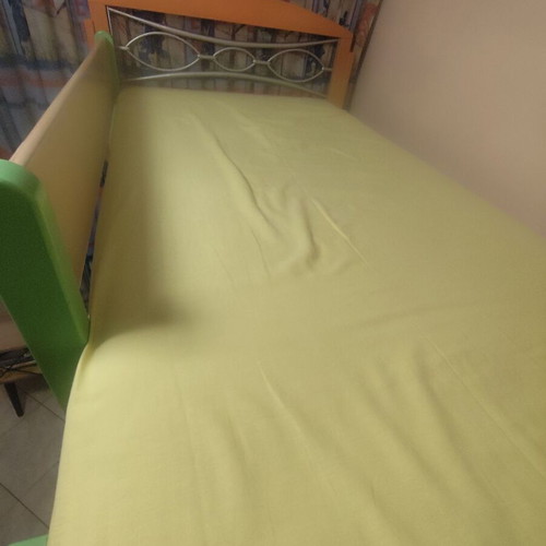Bunk bed with anatomical mattresses and desk like new