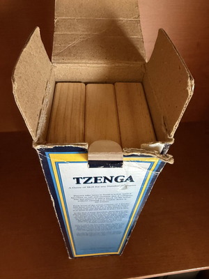 Tzenga game like new