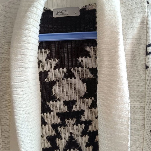 Agel knitwear cardigan new, size M, black and white