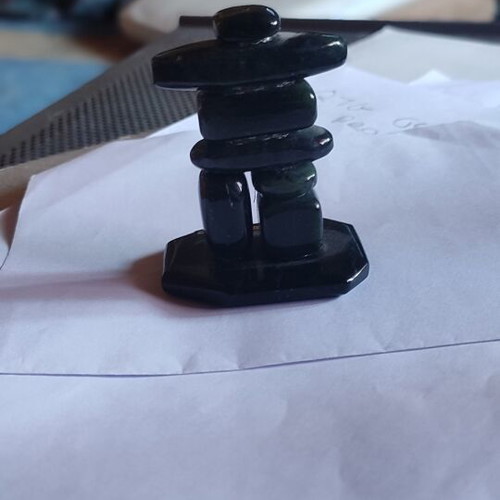 Inuit Inuksuk Natural Nephrite Green Jade Man Sculpture like new
