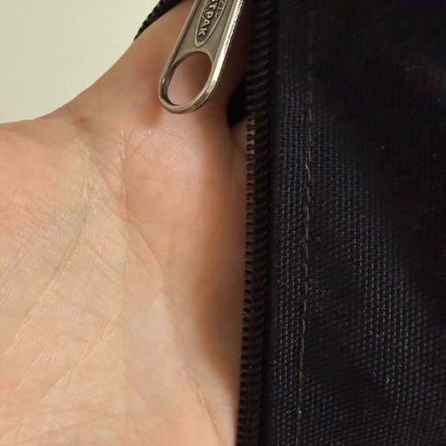 Eastpack Benchmark Single pencil case black, like new
