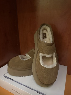 Ugg ankle boots, beige, size 38
