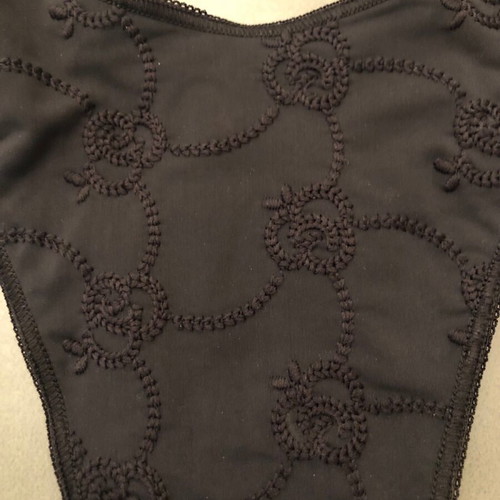 Black lingerie set 70C/S new with embossed design