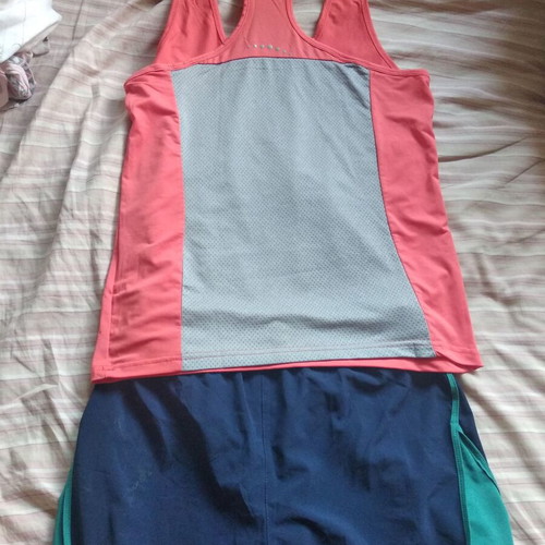 Women's sports set like new, size M (38/10)