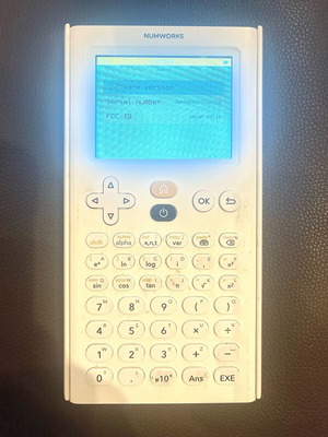 NumWorks Graphing Calculator N0110 like new for SAT, ACT, AP, IB exams