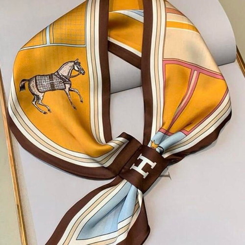 Silk scarf like new, multicolored