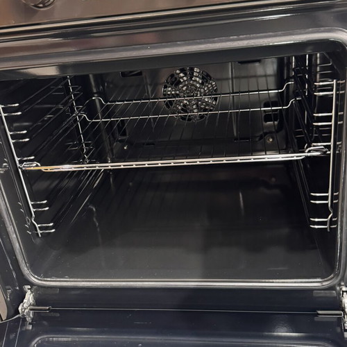 Pitsos kitchen stove with oven, like new