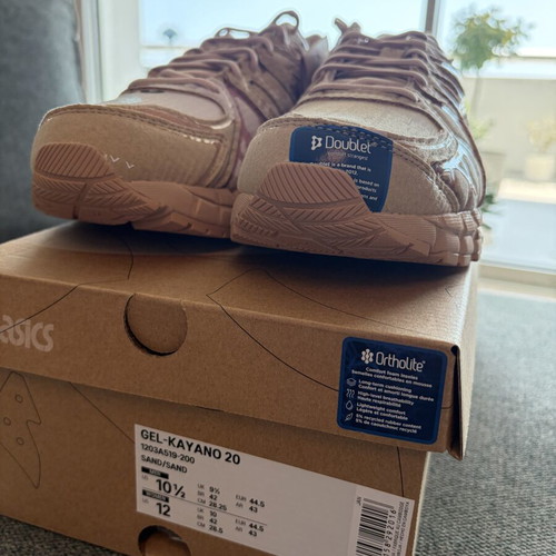 Asics Gel Kayano 20 Doublet Cardboard sneakers size 44.5 new, brown