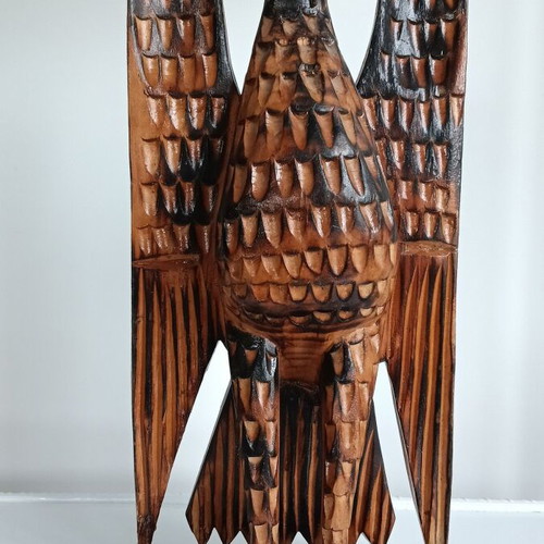 Eagle with spread wings like new, original wood carving from Tryavna