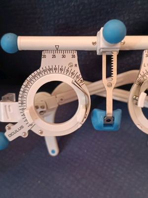 Pediatric ophthalmic examination frame OCULUS UB4 new