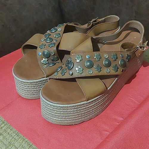 Migato Brown Platform Sandals With Gold Studs Size 40 Like New