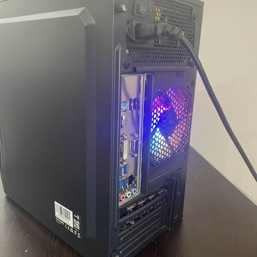 Gaming PC Ryzen 5 5500 RX 7600 16GB RAM 1TB NVMe SSD used