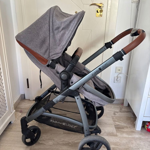 Kiddo Jazz stroller used, lightweight and practical
