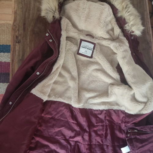 Tally Weijl women's burgundy jacket with removable fur hood