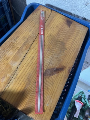 Aero knitting needles