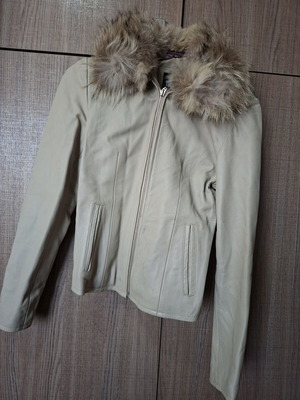 Toi&Moi women's beige leather jacket small, used