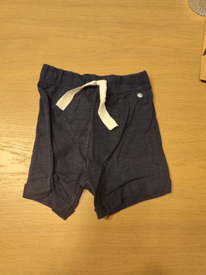 Petit Bateau Βρεφικό σορτσάκι σαν καινούργιο 12 μηνών 74cm