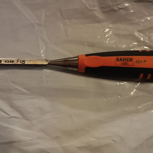 Bahco 10mm chisel like new with rubber plastic handle