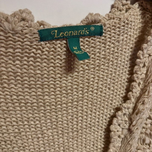 Leonard’s knitted vest-cardigan like new, size medium, beige