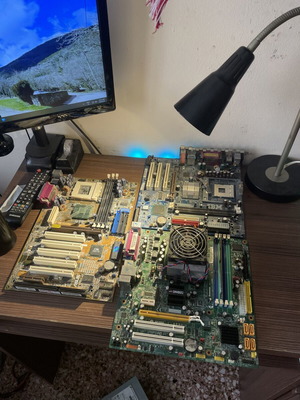 Μητρικές Intel και AMD σαν καινούργιες, 2 τεμ. με ψύκτρα και RAM
