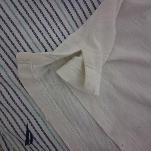Oversized Off-Shoulder T-Shirt Admiral like new, white multicolor
