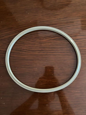 Pressure cooker gasket like new