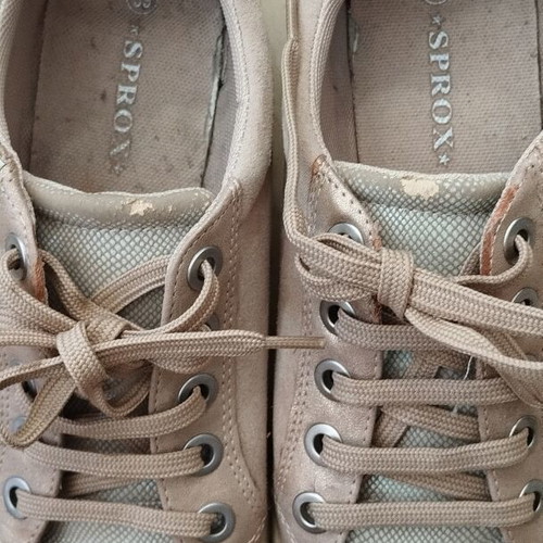 Sneakers Sprox used with laces, decorative zipper and rhinestones, size 39, beige