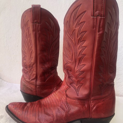 Justin Teju Lizard Cowboy Boots used, size 10.5D, red leather
