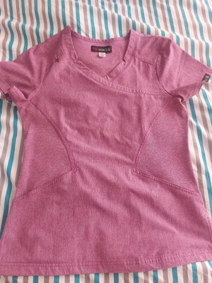 Koi nursing scrub new unworn, size S, rotten apple color