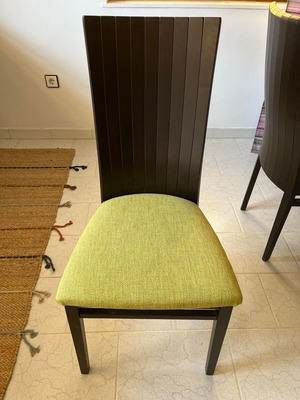 Join dining set from solid walnut wood, like new