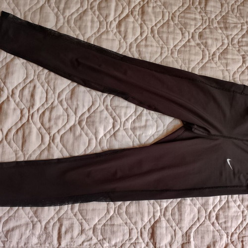 Nike slim fit running leggings used, size medium