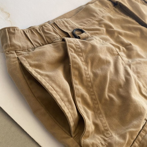 Columbia men's cargo shorts khaki size 3XL like new