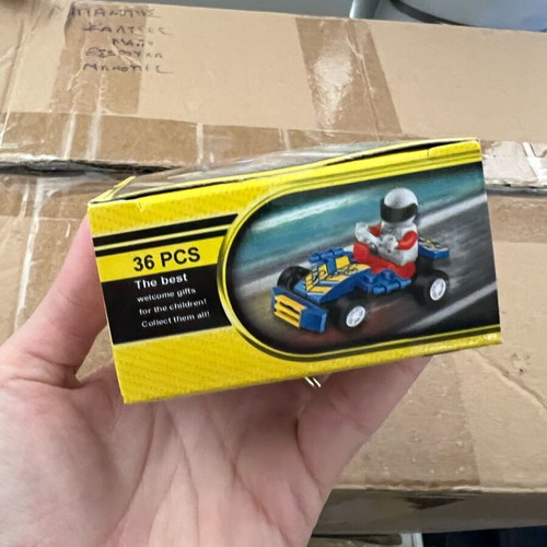 Small formula construction toy new with guide